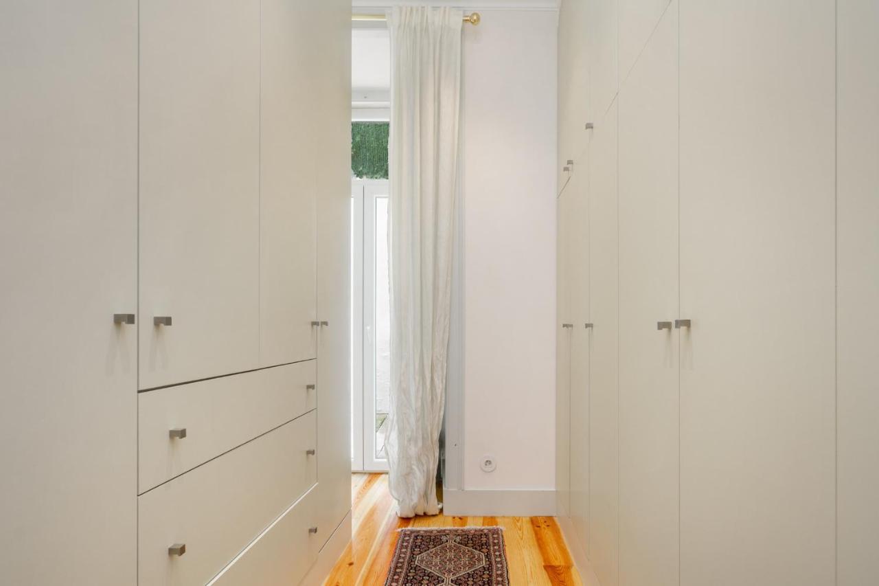 Whome Luxury Stay In Prime Location W/ Ac, Lift & Private Patio 리스본 외부 사진